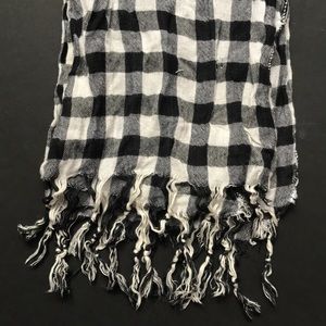 Gingham Black & White Light Scarf
